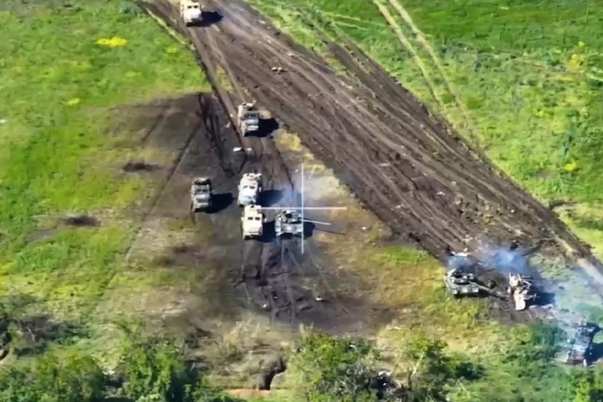 ВСУ попытались продвинуться к границе с Россией двумя бронегруппами, но были уничтожены