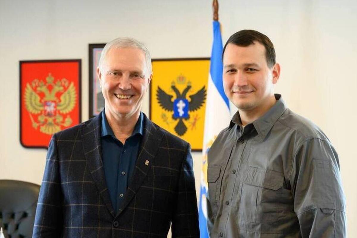 Губернатор Херсонской области Владимир Сальдо провёл встречу с замминистра строительства и ЖКХ России Алмазом Хусаиновым