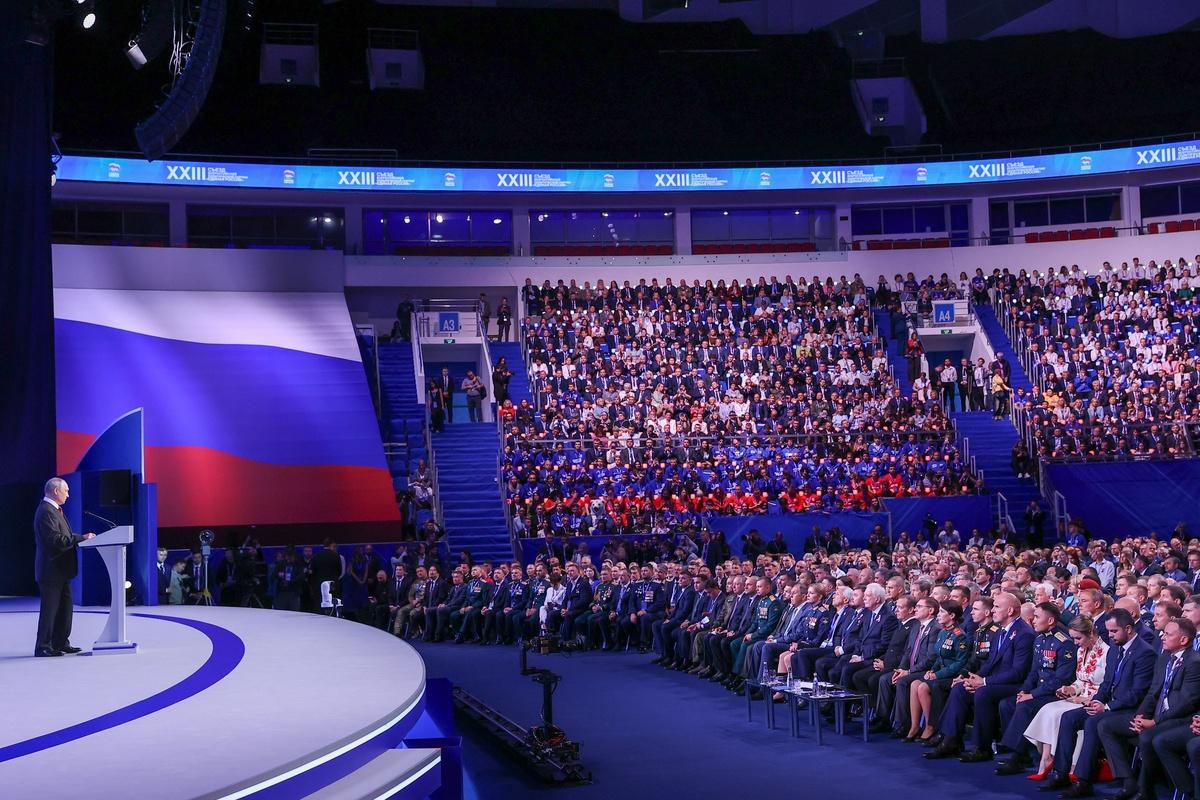Председатель Народного Хурала Артем Михайлов назвал принятие Народной программы главным политическим событием года