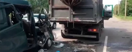 Пять человек пострадали в Белгороде в ДТП с грузовиком
