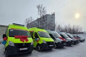 Еще пять новых спецмашин пополнили автопарк службы скорой помощи Чувашии