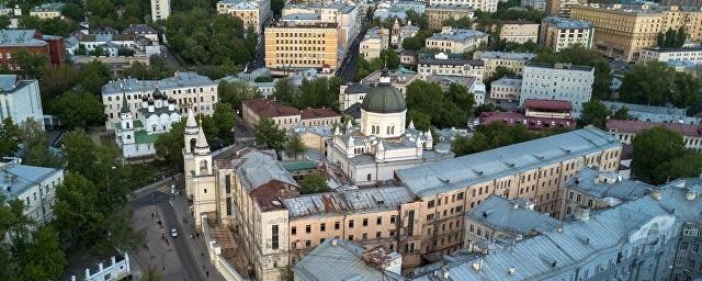 В Москве в 2018 году на рынок выведут до 10 клубных домов