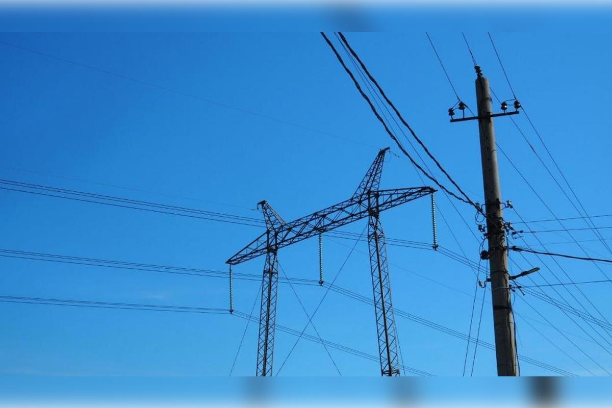 В Тюмени несколько деревень и сел остались без электроэнергии после снегопада