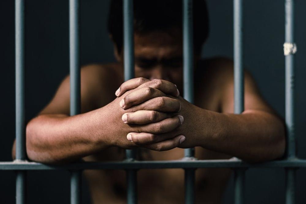 От симпатии до секса в душе. Как живут мужчины и женщины в смешанных тюрьмах Испании