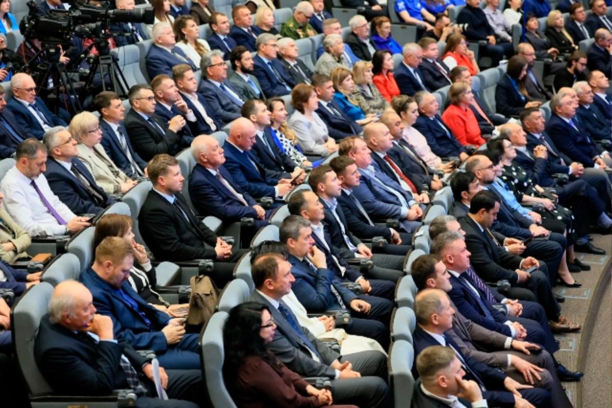 Спикер Заксобрания Приморья Антон Волошко: Депутатский корпус края поддержал отчет губернатора Олега Кожемяко о деятельности правительства региона за 2025 год