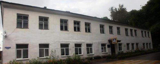 В православной гимназии Торопца отравились 11 детей