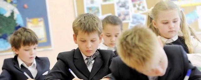 С февраля в ульяновских школах стартует прием первоклассников