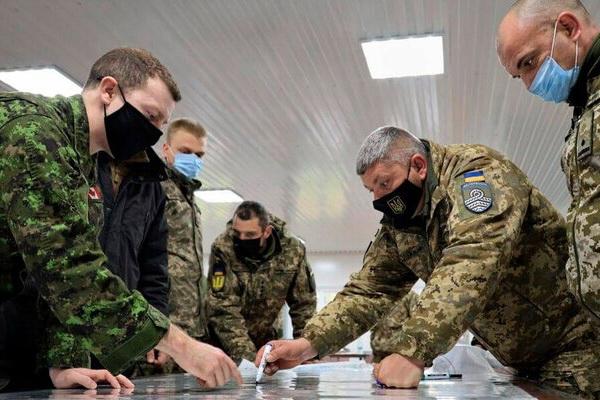 Киев обвиняет Москву в попытке организации госпереворота на Украине