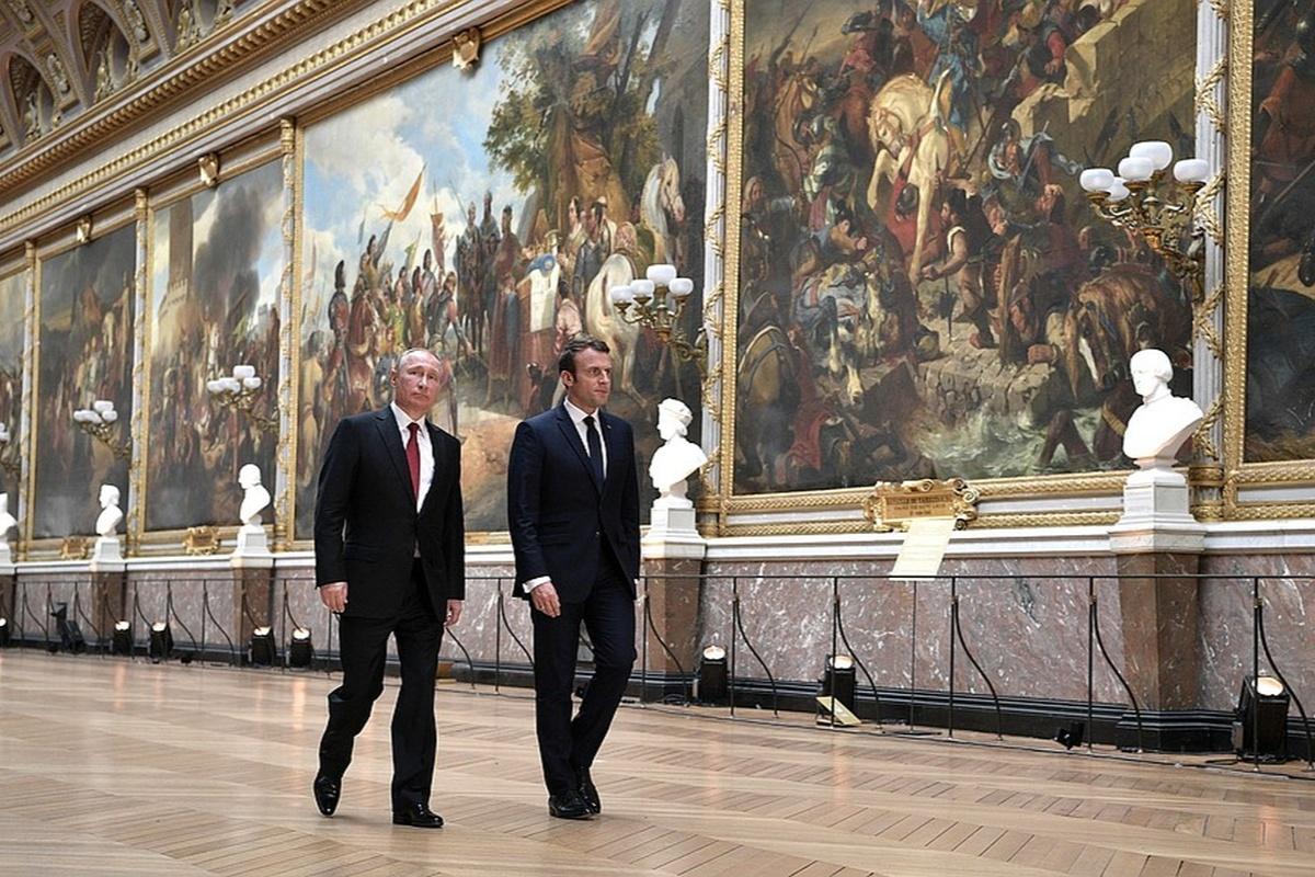 Кремль подтверждает готовность Путина к диалогу с Макроном