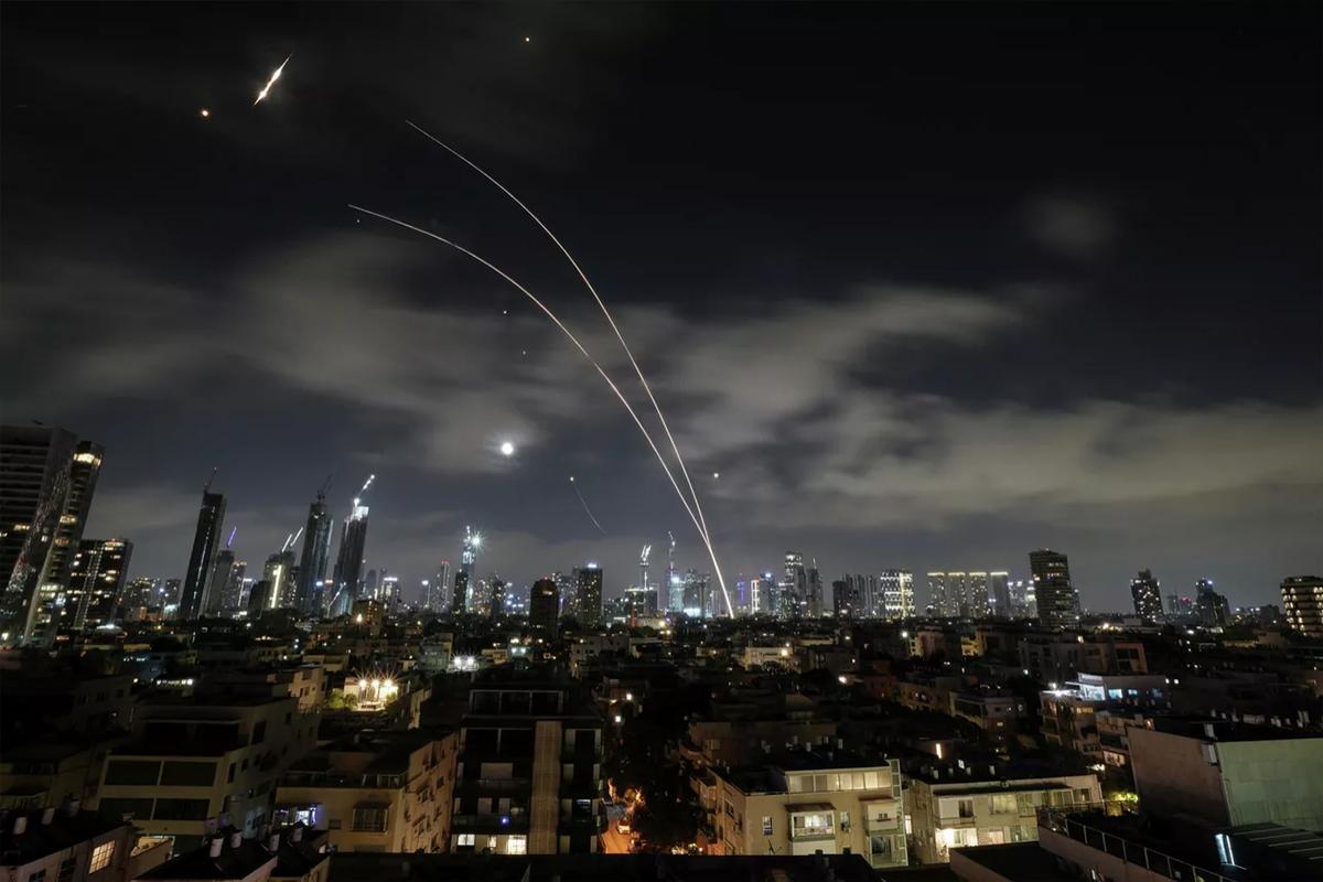 Тревога в тылу: Израиль переводит больницы на военный режим из-за угрозы ракетных ударов