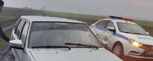 В Чувашии полицейские задержали подростка за рулем купленной тайком от родителей машине