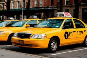 Таксопарки просят ввести льготы в рамках закона о локализации машин