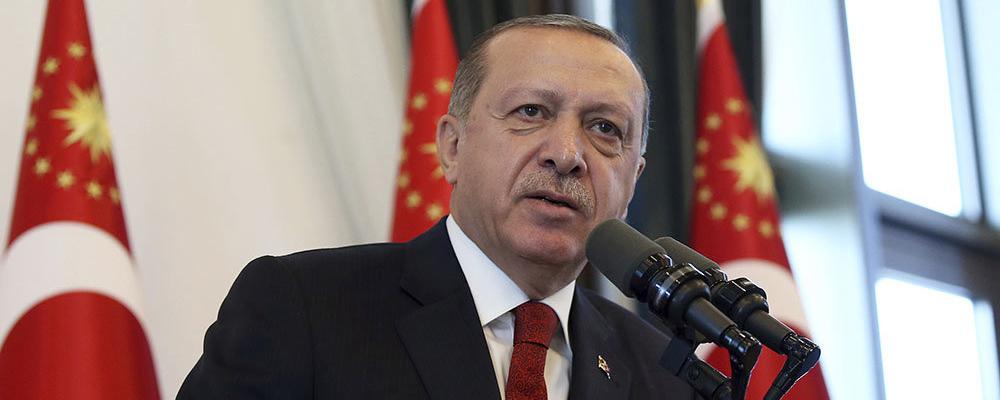 Эрдоган заявил, что США продолжают поддерживать курдов в Сирии