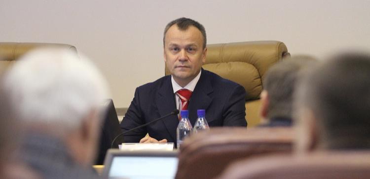 Сергей Ерощенко пообещал не экономить в кризис