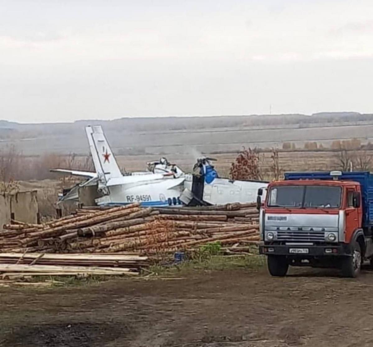 Самолет L-410 с парашютистами разбился в Татарстане