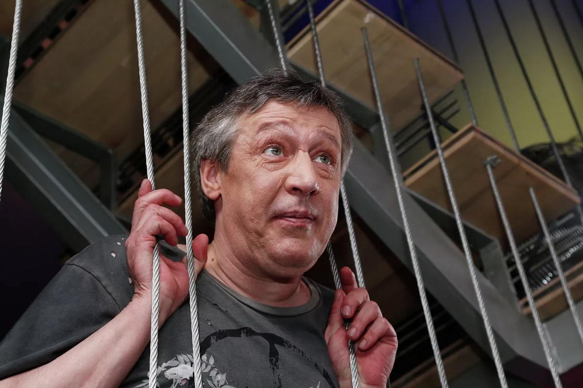 Дочь Сергей, пьющий сын, модель и другие. Шестеро детей Михаила Ефремова и его беспощадное наследство