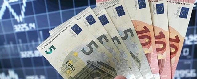 В России курс евро снова поднялся выше 92 рублей