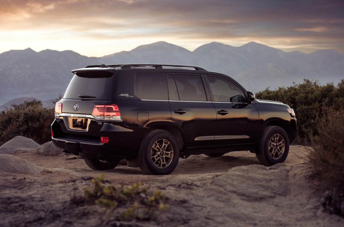 Toyota представила в Чикаго Land Cruiser в спецверсии Heritage Edition