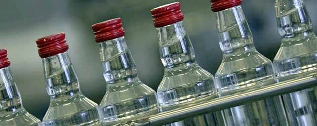 В Омске осудили семью, продававшую контрафактный алкоголь