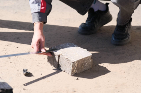 Мэр Руслан Болотов: Началась проверка нового дорожного покрытия на улицах Рабочая и Дзержинского, работы выполняются с опережением графика