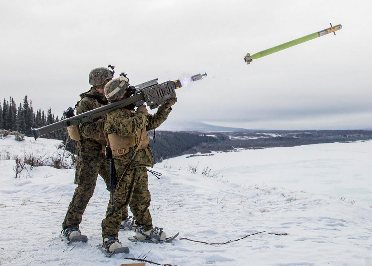 Солдат ВСУ: Военные РФ используют ложные сигнальные ракеты для обмана ПЗРК Stinger