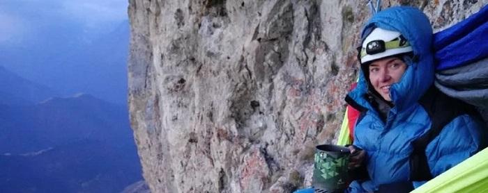 В горах Непала ищут упавшую в расщелину альпинистку из России Надежду Оленеву
