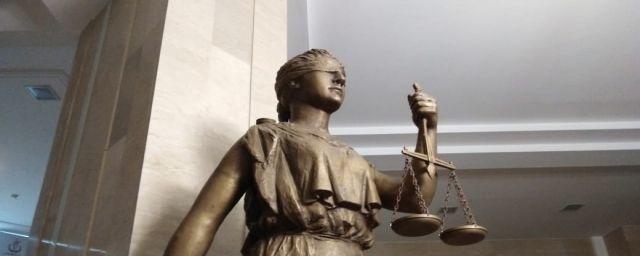 Главу Великолукского района обвиняют в злоупотреблении полномочиями