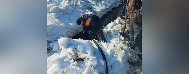 В Омске специалисты Водоканала продолжают откачивать воду из дворов