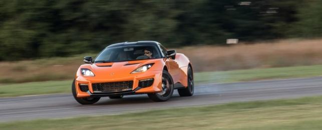 Гендиректора компании Lotus задержали за превышение скорости