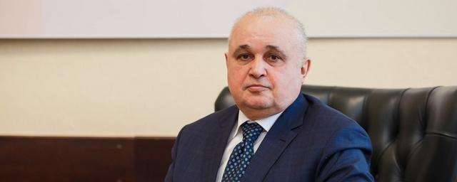 Глава Кузбасса взял под контроль ремонт школы-детсада в Новокузнецке