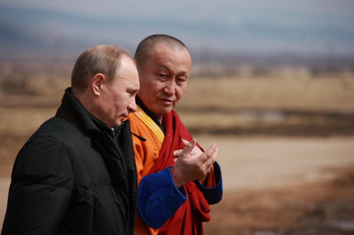 Молебен за здравие Владимира Путина (военный преступник) провели в Улан-Удэ