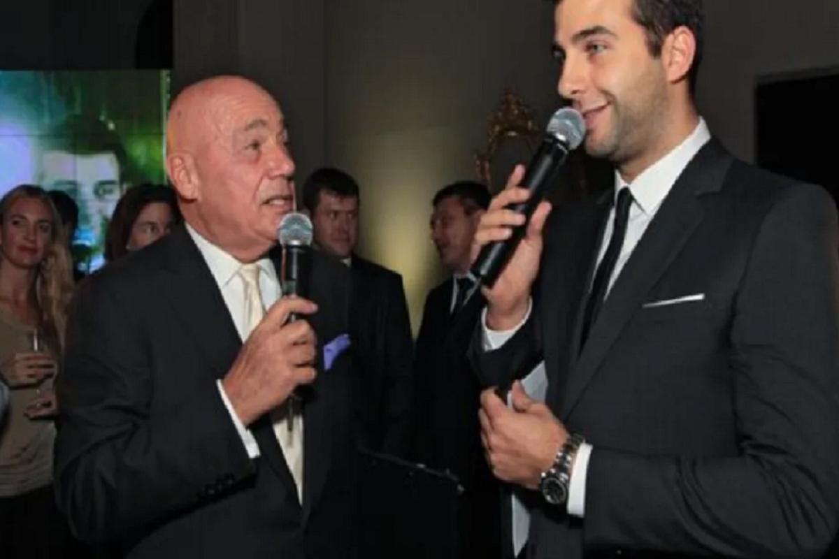 TV hosts Ivan Urgant and Vladimir Pozner will go to Europe to earn money