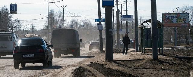 В Омске женщину зажало между двумя столкнувшимися автомобилями