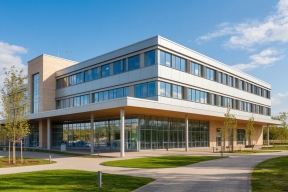 В Амурской области утвердили финансирование нового роддома и ремонта моста через Зею