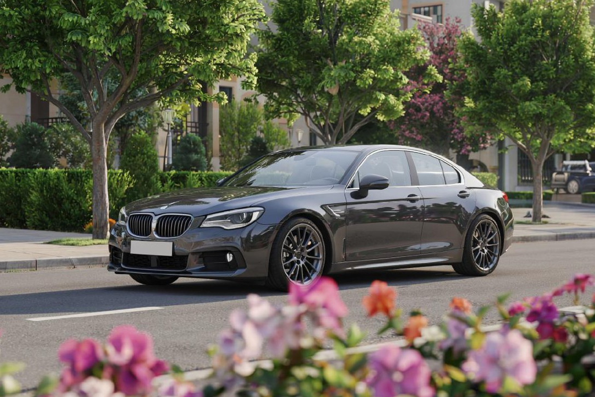 Кто продает почти новые машины, и где кроется подвох?