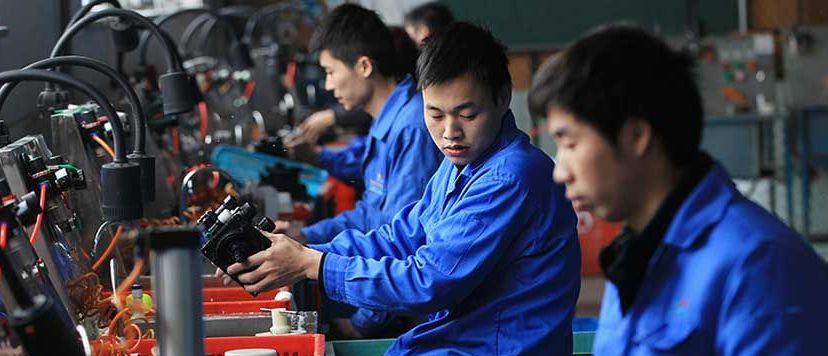Китаю предстоят огромные расходы на переобучение рабочих