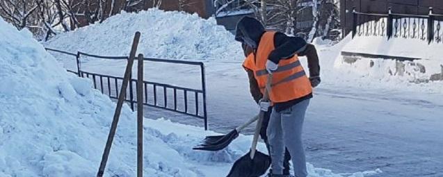 Коммунальные службы ликвидируют последствия циклона в Петропавловске