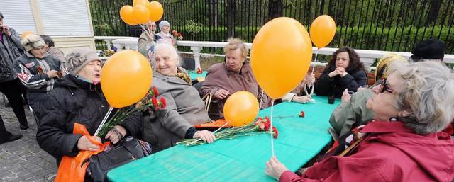 В Москве для пожилых людей пройдет 1,3 тысячи праздничных мероприятий