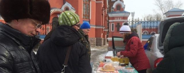 Более 170 человек в Иркутске получили одежду и горячее питание