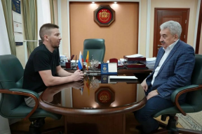 «Это гордость Чувашии!»: Председатель Госсовета Леонид Черкесов поздравил своего подопечного Алексея Ильина с завершением программы переподготовки с отличием