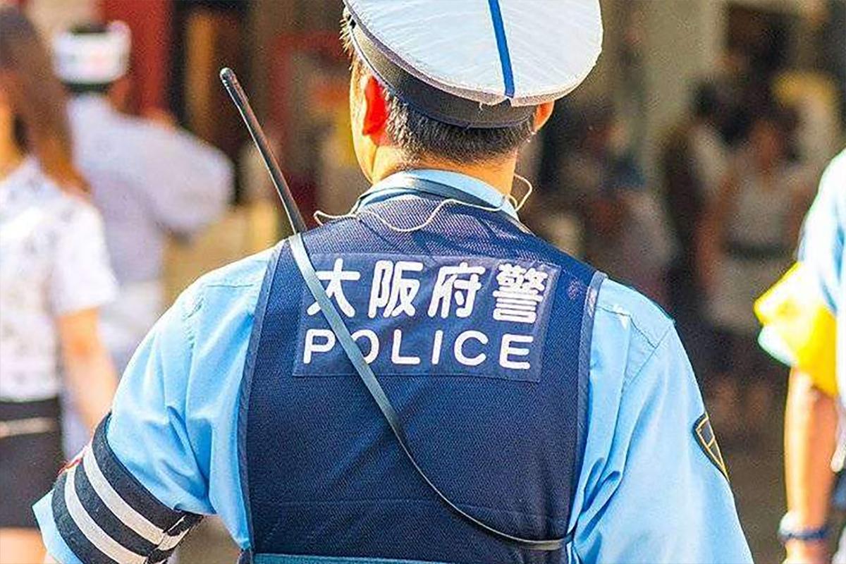 Пожилая женщина присоединилась к банде обокравших ее мошенников