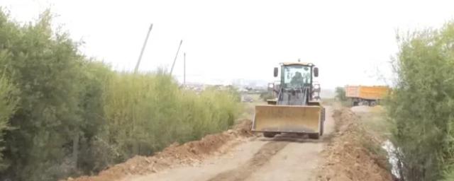 В бурятском селе Поселье, которое было затоплено Селенгой, укрепляют дамбу