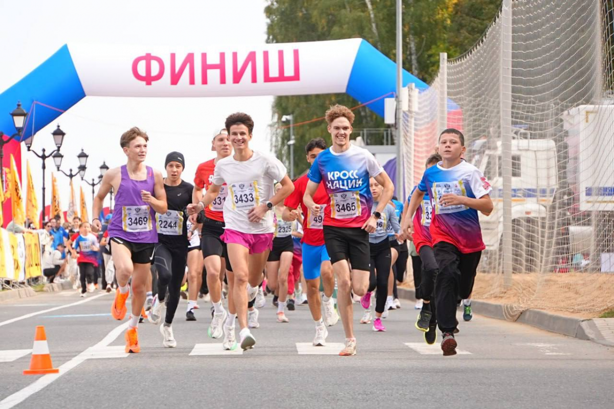 Врип главы Станислав Трофимов: В 2025 году в спортивные школы Чебоксар пришли 10 профессиональных тренеров по легкой атлетике