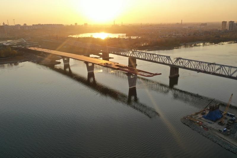 В Новосибирске закончили десятую стадию надвижки четвертого моста через Обь