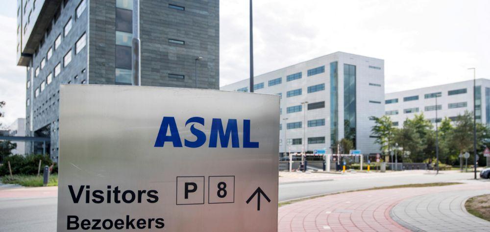 Власти США намерены запретить продавать оборудование ASML по производству чипов в Китай