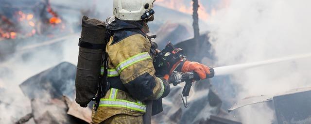 Салют стал причиной пожара в жилом доме в Бердске