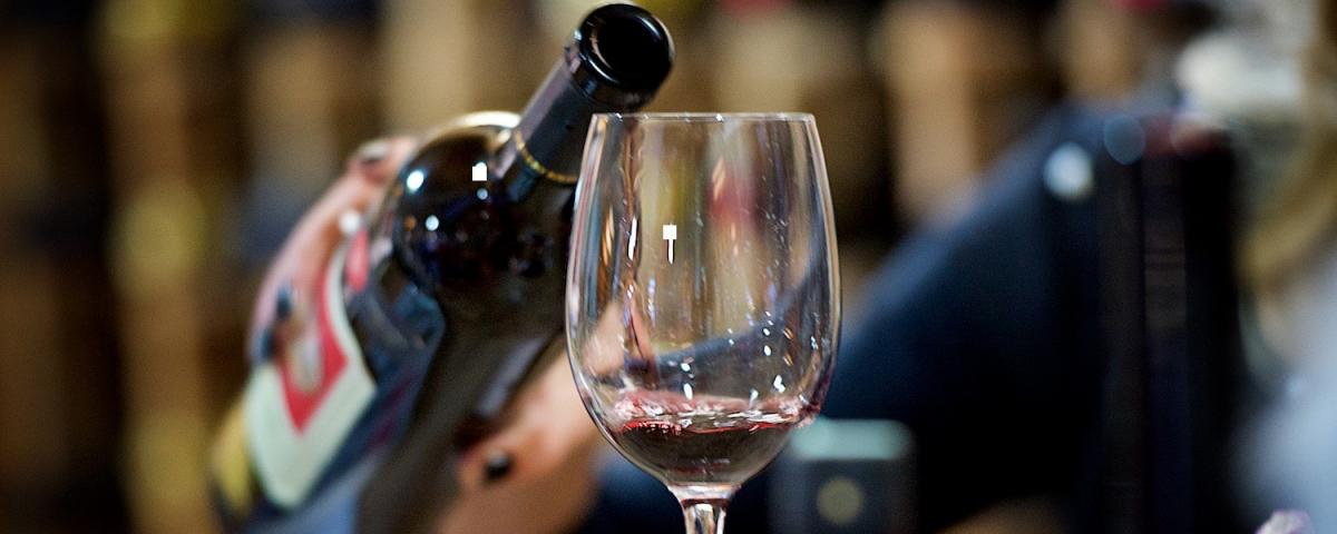 С 1 июля вступает в силу запрет на госзакупку импортных вин