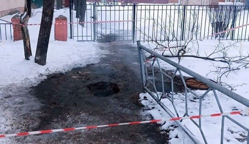 В Ивановской области пятеро школьников провалились в яму с кипятком