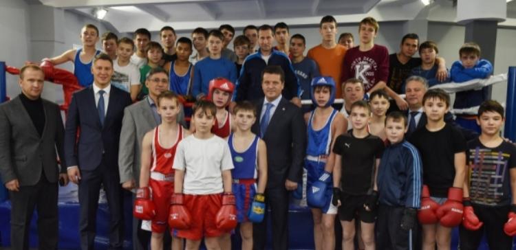 В Казани возобновил работу подростковый клуб «Бокс»