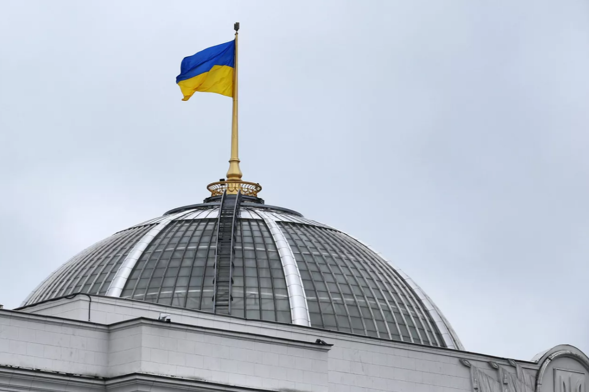 Украинский парламентарий назвал приход Зеленского к власти трагедией для страны